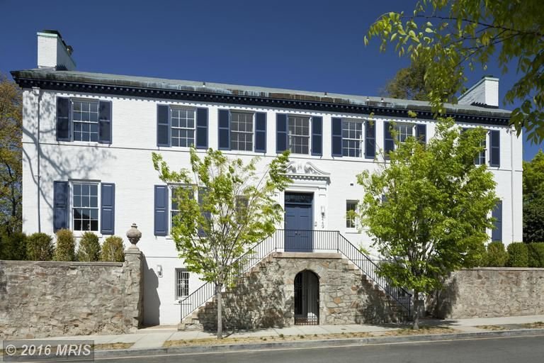 Η Ιβάνκα Τραμπ αγόρασε σπίτι δίπλα στον Ομπάμα, στην Ουάσινγκτον [εικόνες] | iefimerida.gr 2