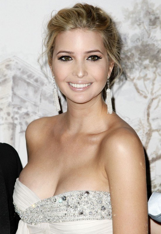 Γιατί η κόρη του Ντόναλντ Τραμπ, Ιβάνκα, δεν είναι το ισχυρό χαρτί του [εικόνες] | iefimerida.gr 4