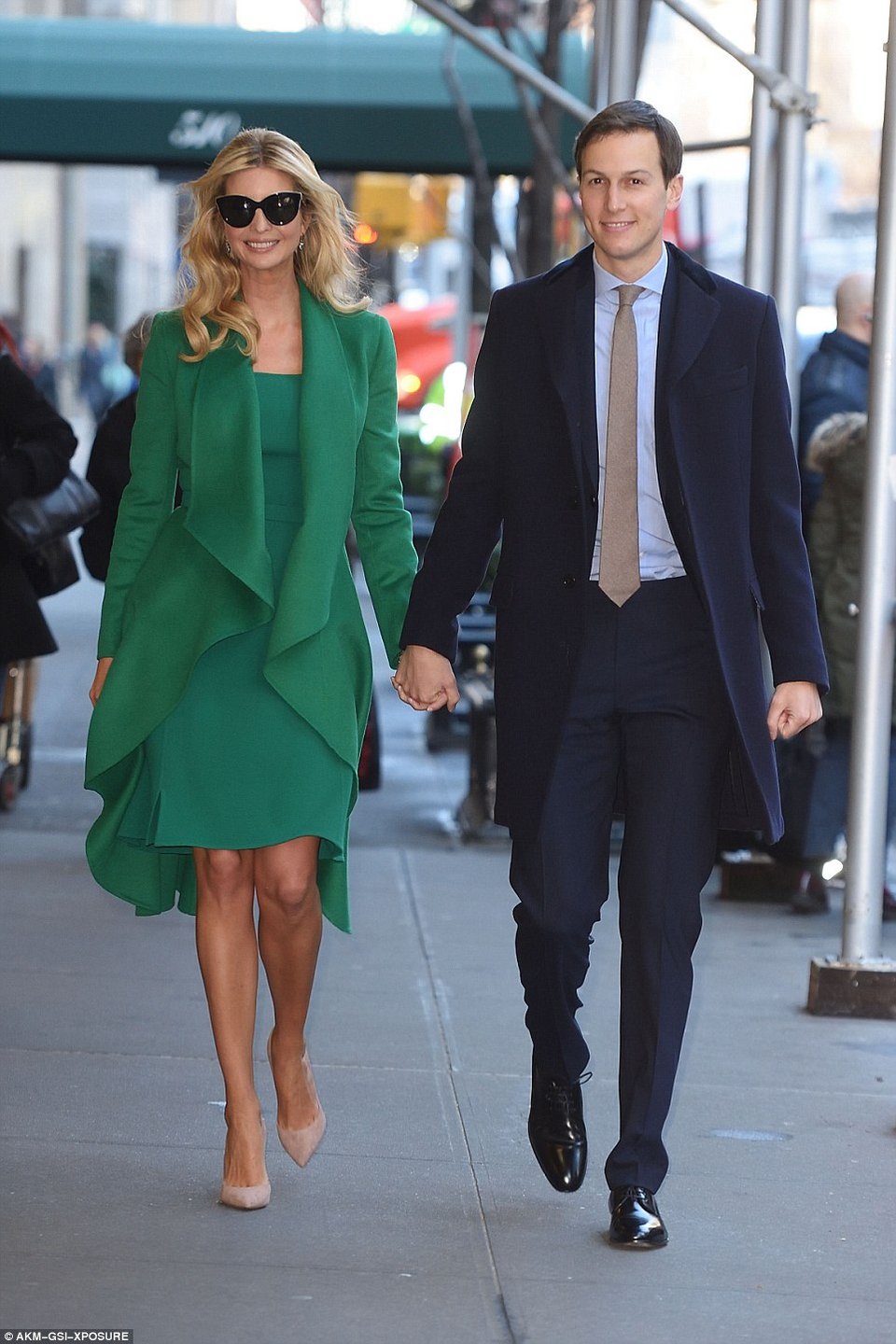 Ολη η οικογένεια Tραμπ στο πλάι του στην Ουάσινγκτον για την ορκωμοσία [εικόνες] | iefimerida.gr 8