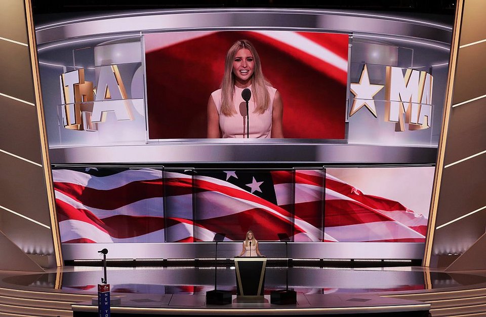 Η Αμερική θέλει την Ιβάνκα για πρόεδρο -Η ομιλία της κόρης του Τραμπ που εντυπωσίασε [εικόνες] | iefimerida.gr 1