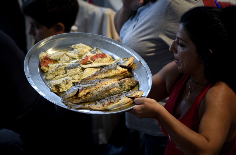 Μύρισε... ψάρι στην Ιχθυόσκαλα -Γιόρτασαν την έναρξη της αλιευτικής περιόδου [εικόνες] | iefimerida.gr 10