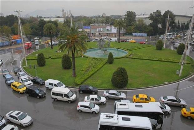 Γενικό μπλακ άουτ σε 44 περιοχές στην Τουρκία: Ο Νταβούτογλου μιλά και για τρομοκρατία [εικόνες & βίντεο] | iefimerida.gr 15