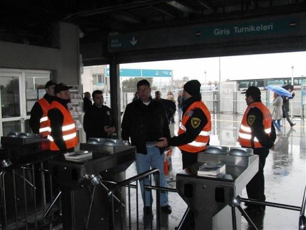 Γενικό μπλακ άουτ σε 44 περιοχές στην Τουρκία: Ο Νταβούτογλου μιλά και για τρομοκρατία [εικόνες & βίντεο] | iefimerida.gr 20