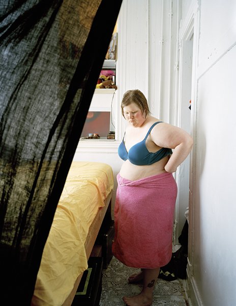 Καλλιτέχνης φωτογραφίζει τον εαυτό της επί 11 χρόνια -Μια σπαρακτική απεικόνιση με αίσιο τέλος [εικόνες] | iefimerida.gr 8