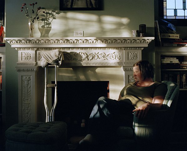 Καλλιτέχνης φωτογραφίζει τον εαυτό της επί 11 χρόνια -Μια σπαρακτική απεικόνιση με αίσιο τέλος [εικόνες] | iefimerida.gr 11