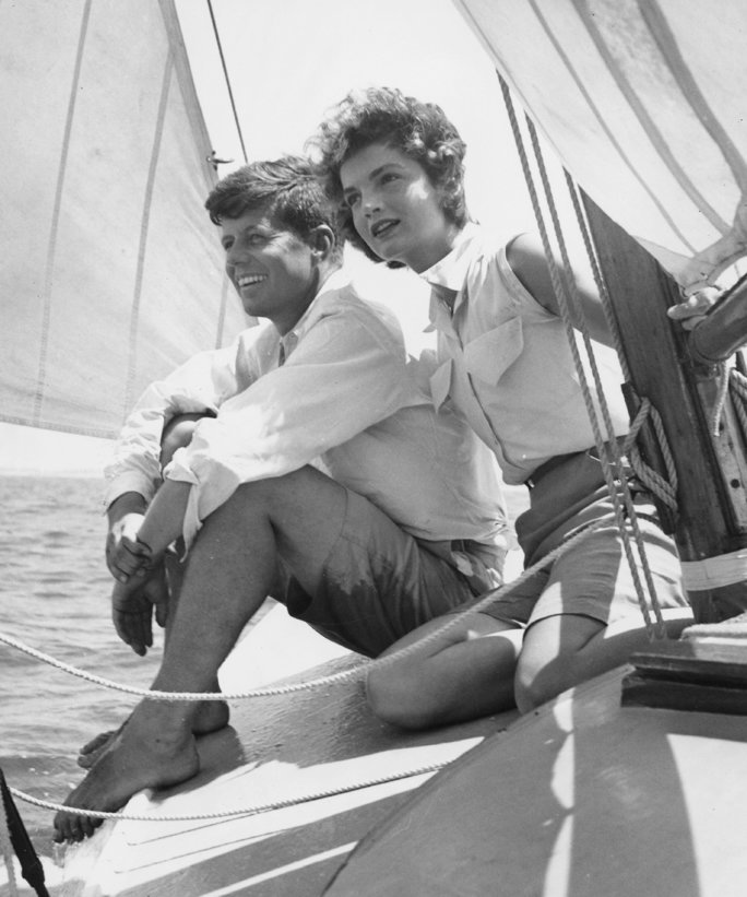 Γιατί η Μελάνια δεν θα μπορέσει ποτέ να γίνει Τζάκι Κένεντι [εικόνες] | iefimerida.gr 7