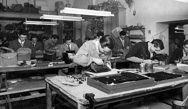 Τι είναι η τσάντα Τζάκι Κέννεντι που ξετρελαίνει τις γυναίκες του κόσμου [εικόνες&βίντεο] | iefimerida.gr 11