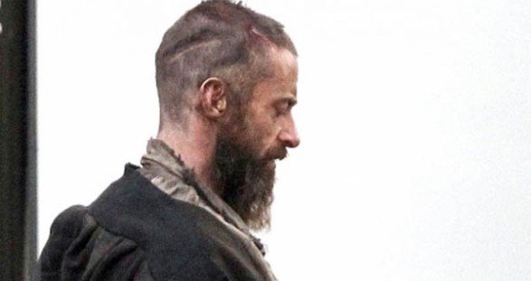 Πασίγνωστος ηθοποιός μετατράπηκε σε ρακένδυτο ζητιάνο [εικόνες] | iefimerida.gr 1