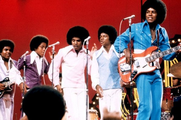 Πέντε χρόνια χωρίς τον βασιλιά της Ποπ -Καρέ από τη ζωή και το έργο του Μάικλ Τζάκσον  [εικόνες] | iefimerida.gr 5