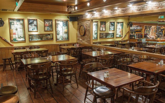 Τα λουκέτα στην Ελλάδα το 2013 -Εταιρείες, εργοστάσια, αλυσίδες και εμβληματικά καταστήματα που έμειναν στην ιστορία [εικόνες] | iefimerida.gr 4