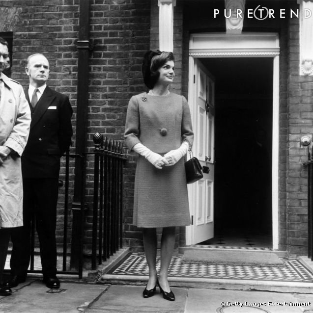 Tα εμβληματικά ρούχα της Τζάκυ Κέννεντι που όλες ζήλεψαν και καμία δεν μπορεί να μιμηθεί [εικόνες] | iefimerida.gr 8