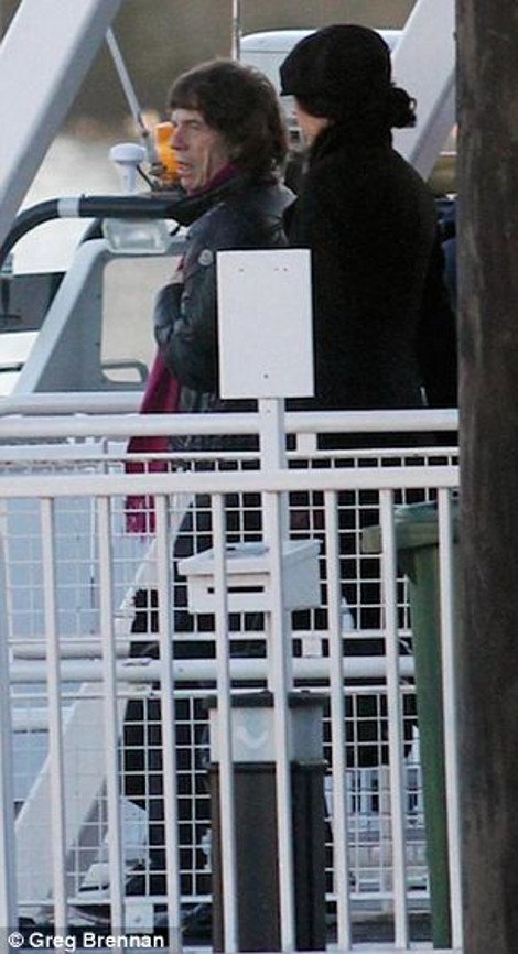 Στα πρόθυρα κατάρρευσης ο Mick Jagger: Οι τελευταίες στιγμές με τη σύντροφό του πριν την αυτοκτονία [εικόνες] | iefimerida.gr 1