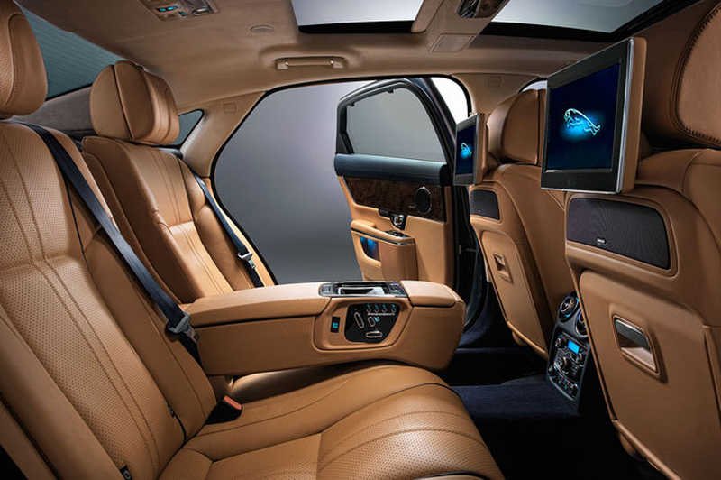 Jaguar XJ: Η πολυτελής βρετανική λιμουζίνα κατεβαίνει στα 2.000 κυβικά | iefimerida.gr 2