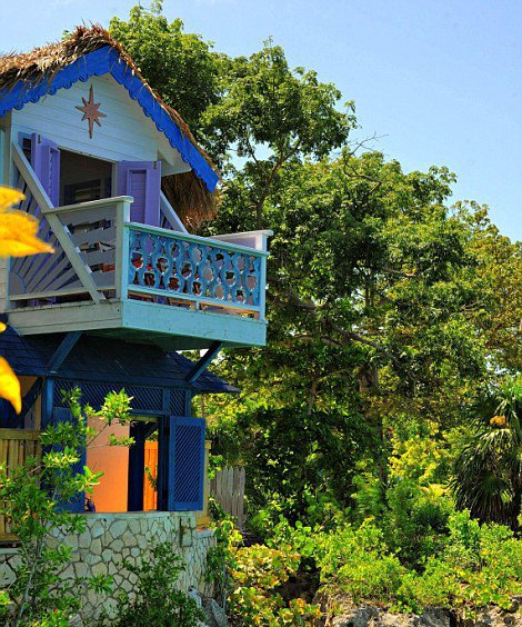 Ρομαντικό δείπνο στην άκρη του «γκρεμού»: Εξωτικές σπηλιές – ξενοδοχεία... αυστηρά για ερωτευμένους [εικόνες] | iefimerida.gr 2