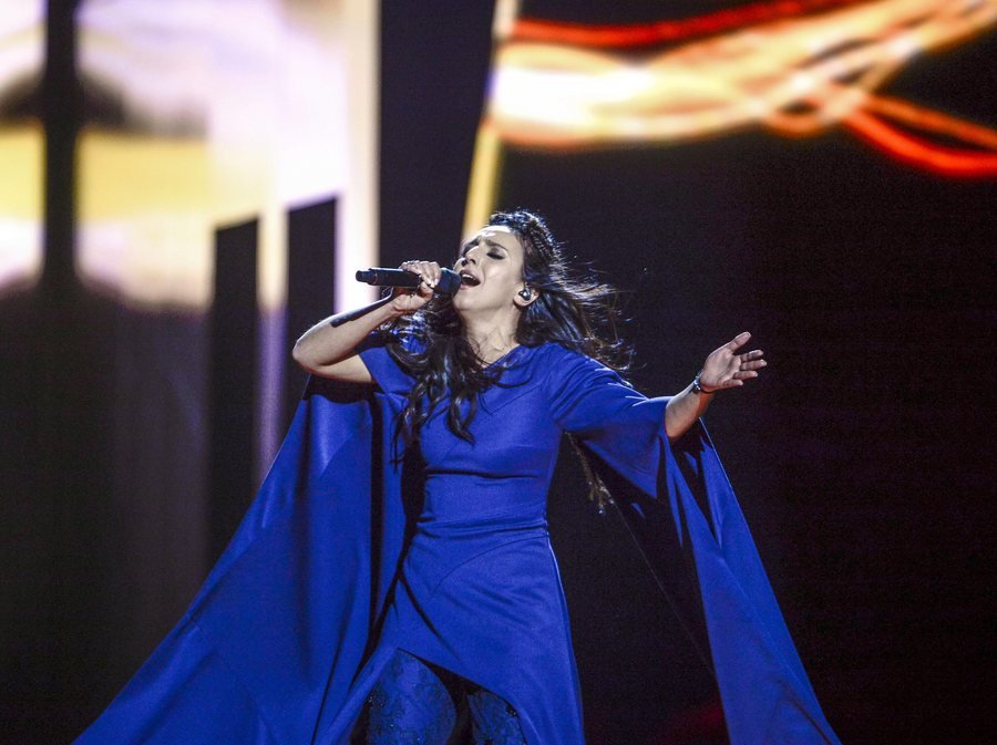 Ποια είναι η Jamala, η φετινή θριαμβεύτρια της Eurovision από την Ουκρανία [εικόνες] | iefimerida.gr 0