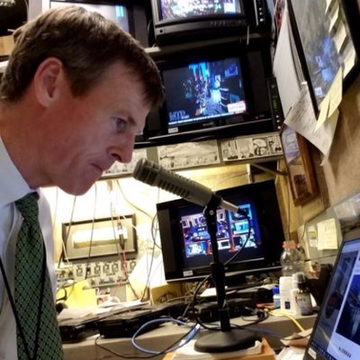 Δημοσιογράφος έχασε τη φωνή του και κάνει ραδιόφωνο με «τεχνητή» φωνή [εικόνες] | iefimerida.gr 2