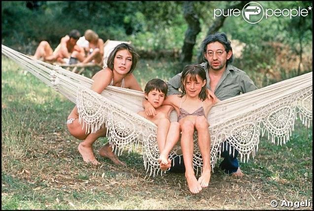 Σοκ: Βρέθηκε νεκρή στο πεζοδρόμιο η κόρη της Τζέην Μπίρκιν [εικόνες & βίντεο] | iefimerida.gr 1