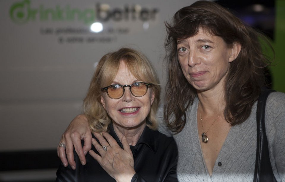 Σοκ: Βρέθηκε νεκρή στο πεζοδρόμιο η κόρη της Τζέην Μπίρκιν [εικόνες & βίντεο] | iefimerida.gr 6