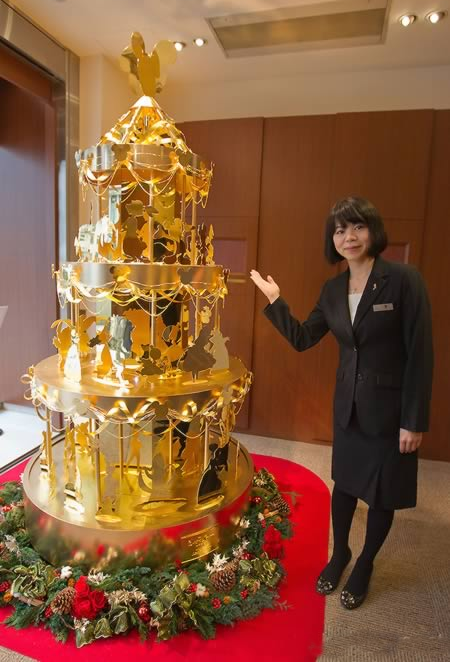 Εντυπωσιακά Χριστουγεννιάτικα δέντρα απ' όλο τον κόσμο [εικόνες] | iefimerida.gr 5