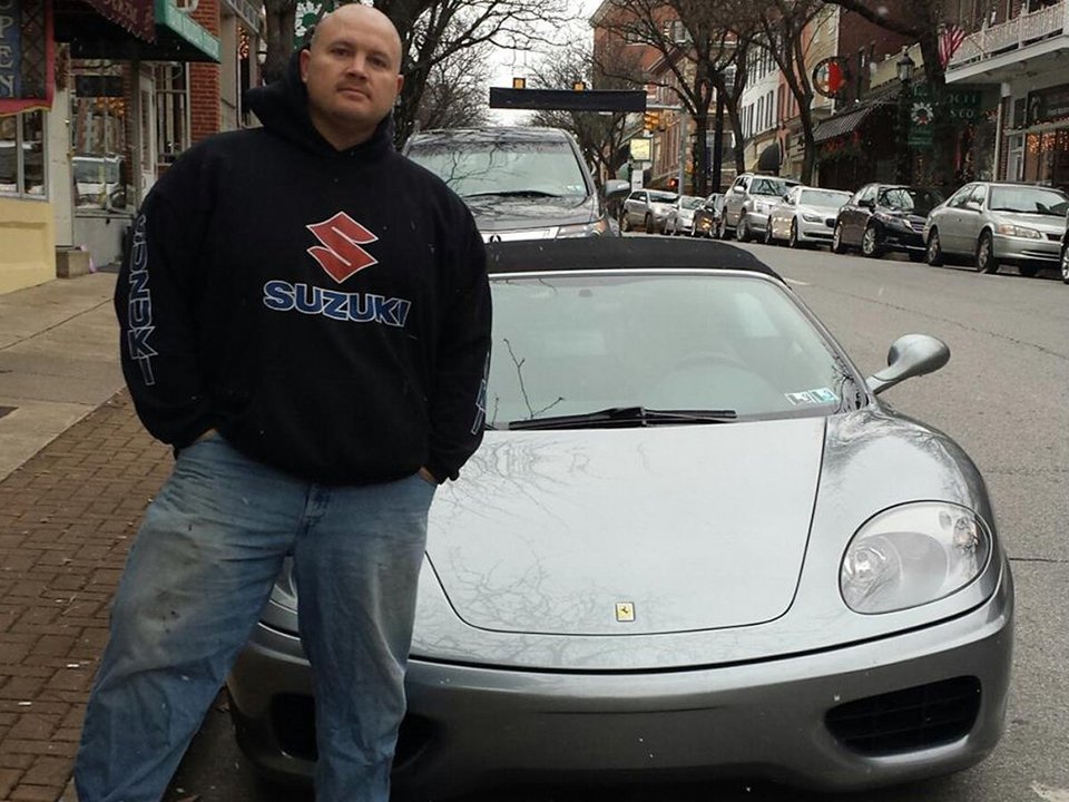 Από τη φυλακή στη χλιδή χάρη στο Facebook: Η απίστευτη ιστορία του Τζέισον Φικ -Πώς βγάζει εκατομμύρια μέσω του κοινωνικού δικτύου [εικόνες] | iefimerida.gr 1