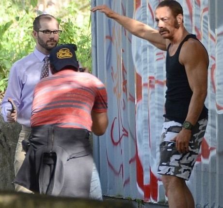 Το στυλ του Σταμάτη Κόκοτα ζήλεψε ο Ζαν Κλοντ Βαν Νταμ [εικόνες] | iefimerida.gr 2