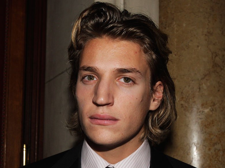 Τα κακομαθημένα παιδιά των πολιτικών -Πολλά λεφτά, μεγάλα σκάνδαλα [εικόνες] | iefimerida.gr 0