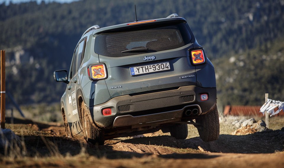 Jeep: Ανοδική πορεία και νέες εκδόσεις του επιτυχημένου Renegade [εικόνες] | iefimerida.gr 4