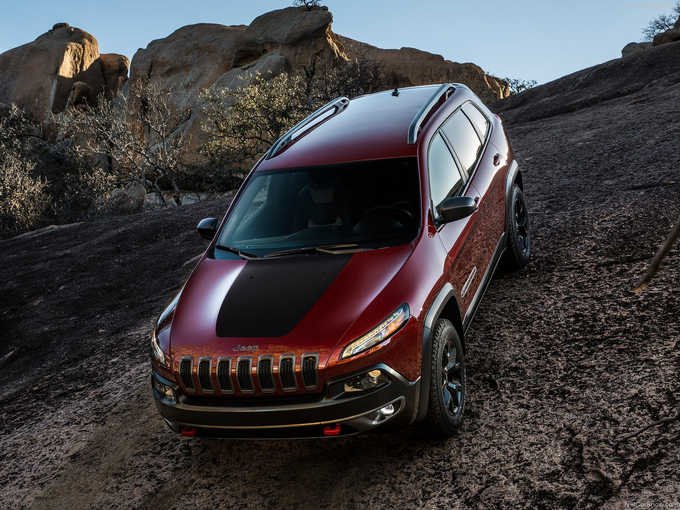 Nέο Jeep Cherokee: Με πλαίσιο, κινητήρα diesel και στυλ από Alfa Romeo | iefimerida.gr 0