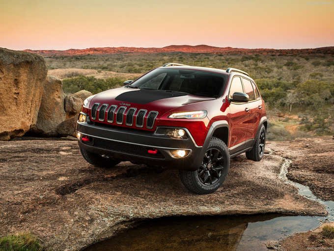Nέο Jeep Cherokee: Με πλαίσιο, κινητήρα diesel και στυλ από Alfa Romeo | iefimerida.gr 4