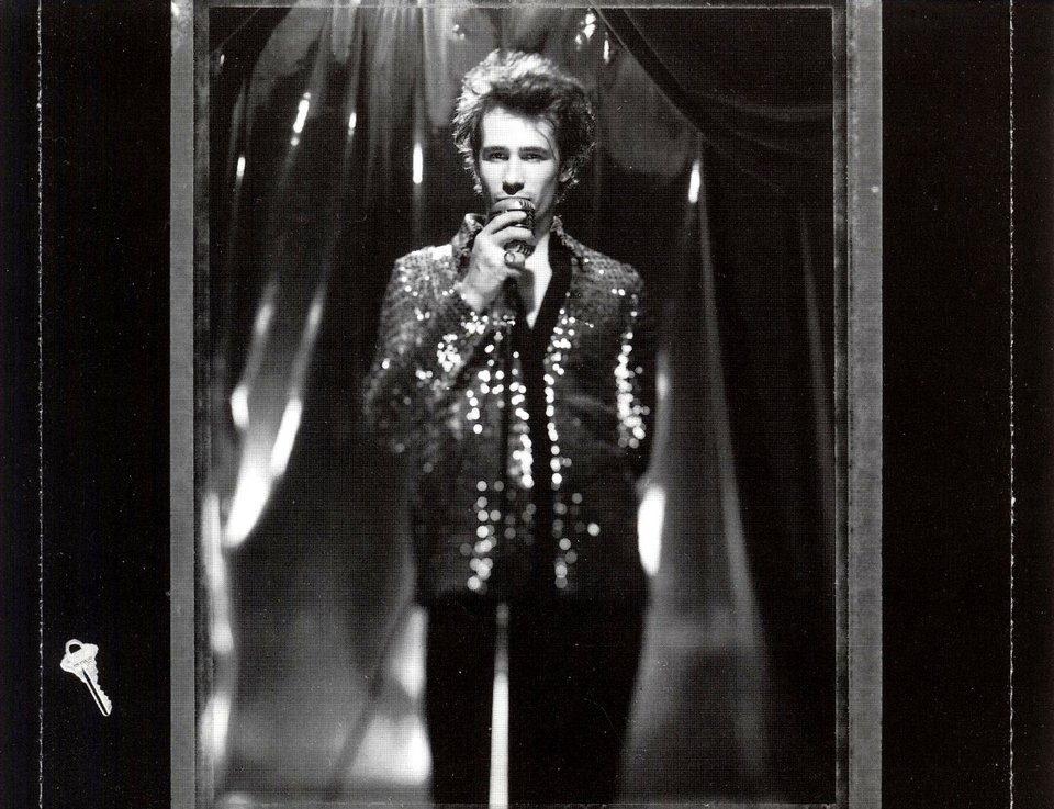 Τζεφ Μπάκλεϊ-Δέκα ακυκλοφόρητα τραγούδια του ταλαντούχου μουσικού που πνίγηκε ένα βράδυ στο ποτάμι [εικόνες, βίντεο] | iefimerida.gr 0