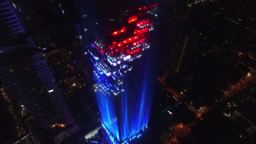 O ψηλότερος ουρανοξύστης της Μπανγκόκ μοιάζει χτισμένος με τουβλάκια Jenga [εικόνες & βίντεο]  | iefimerida.gr 0