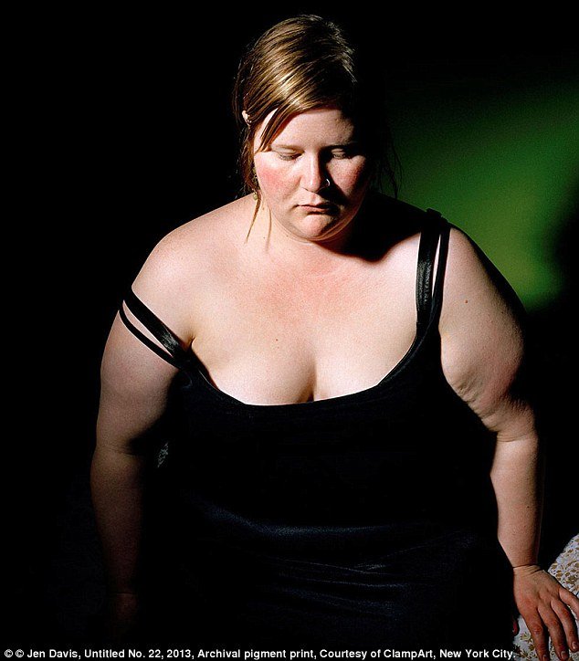 Καλλιτέχνης φωτογραφίζει τον εαυτό της επί 11 χρόνια -Μια σπαρακτική απεικόνιση με αίσιο τέλος [εικόνες] | iefimerida.gr 26