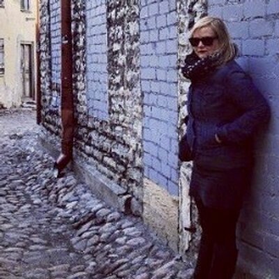 Καλλιτέχνης φωτογραφίζει τον εαυτό της επί 11 χρόνια -Μια σπαρακτική απεικόνιση με αίσιο τέλος [εικόνες] | iefimerida.gr 34