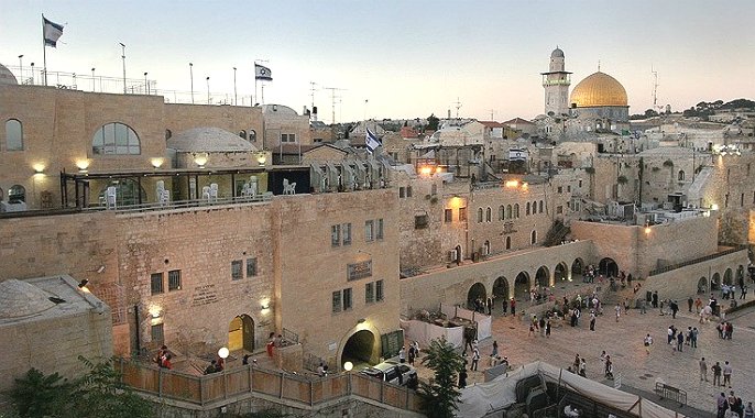 Σε ποιον ανήκουν τα Ιεροσόλυμα; Τι σημαίνει η δέσμευση Τραμπ να μεταφέρει την πρεσβεία του εκεί [εικόνες] | iefimerida.gr 2