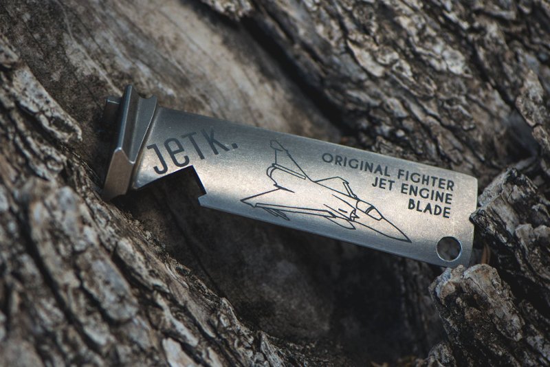 Ελληνες μετατρέπουν εξαρτήματα μαχητικών αεροσκαφών σε... αξεσουάρ! [εικόνες] | iefimerida.gr 1