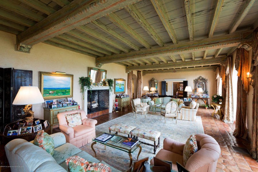 Στο σφυρί το ιστορικό σπίτι των Κένεντι στο Παλμ Μπιτς: Πωλείται για 38.500.000 δολάρια [εικόνες] | iefimerida.gr 7