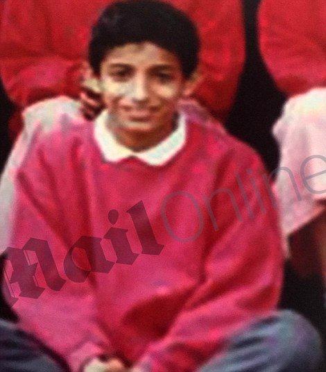 Τζιχάντι Τζον, ο δήμιος τζιχαντιστής και η σχέση του με την Ελληνίδα σταρ Τουλίσα Κοντόσταβλος [εικόνες] | iefimerida.gr 0