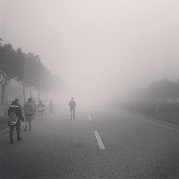 Όχι, δεν είναι photoshop! Αυτό το πράγμα αντίκρισαν σήμερα οι άνθρωποι στον ουρανό της Σαγκάης [εικόνες] | iefimerida.gr 2