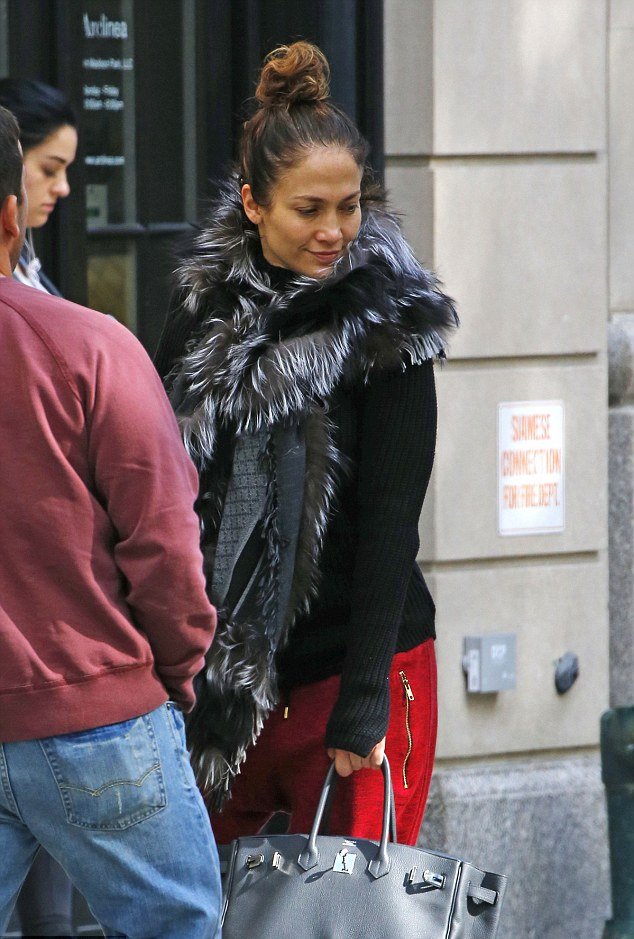 Το πραγματικό πρόσωπο της Τζένιφερ Λόπεζ -Χωρίς ίχνος μακιγιάζ [εικόνες] | iefimerida.gr 3