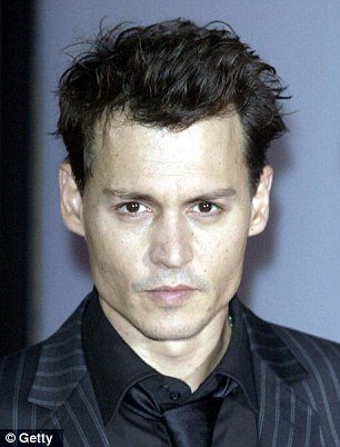 Αλλαξε ο Τζόνι Ντεπ: Καρέ- καρέ πώς μεγάλωσε ο γόης της δεκαετίας του '90 [εικόνες] | iefimerida.gr 8