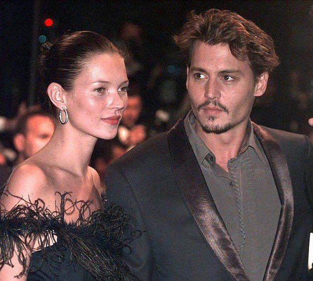 Αλλαξε ο Τζόνι Ντεπ: Καρέ- καρέ πώς μεγάλωσε ο γόης της δεκαετίας του '90 [εικόνες] | iefimerida.gr 10