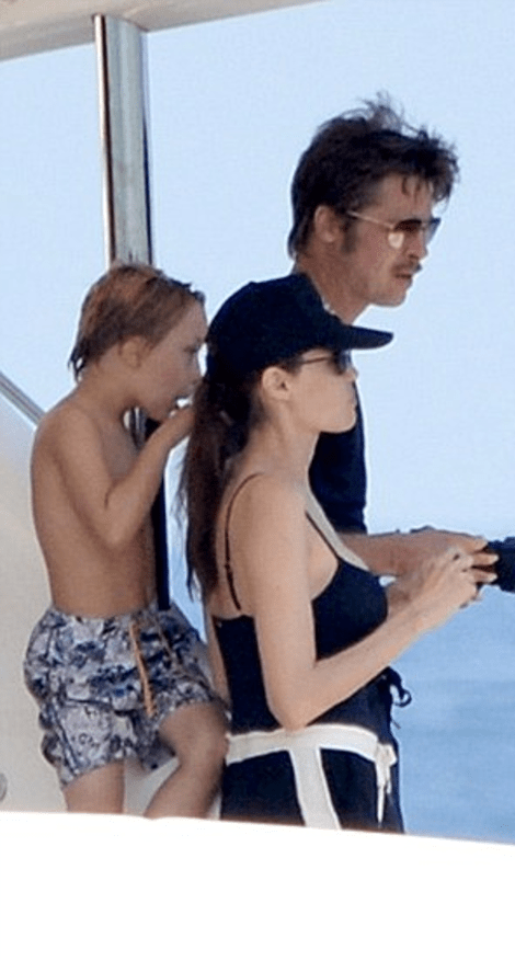 Οι πρώτες φωτογραφίες από το ταξίδι του μέλιτος Αντζελίνας Τζολί-Μπραντ Πιτ : Οι βουτιές του ζευγαριού στη Μεσόγειο [εικόνες] | iefimerida.gr 14