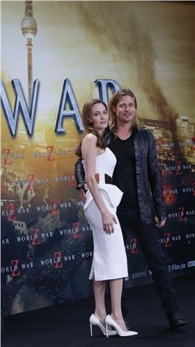 Γενέθλια στο κόκκινο χαλί για την εντυπωσιακή Αντζελίνα Τζολί [εικόνες] | iefimerida.gr 3