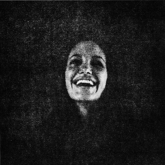 Η Τζολί πιο οικεία, ακαταμάχητη και θηλυκή από ποτέ - Οπως την φωτογράφισε ο ίδιος ο Μπραντ Πιτ στο σπίτι τους [εικόνες] | iefimerida.gr 6