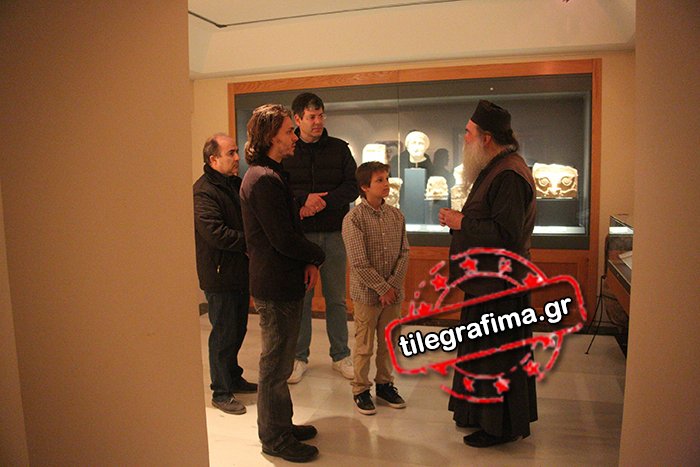 Σταρ του Χόλιγουντ ερωτεύτηκε το Αγιον Ορος και τον Εφραίμ [εικόνες & βίντεο] | iefimerida.gr 16