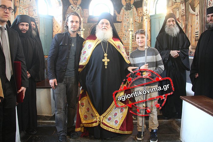 Σταρ του Χόλιγουντ ερωτεύτηκε το Αγιον Ορος και τον Εφραίμ [εικόνες & βίντεο] | iefimerida.gr 2