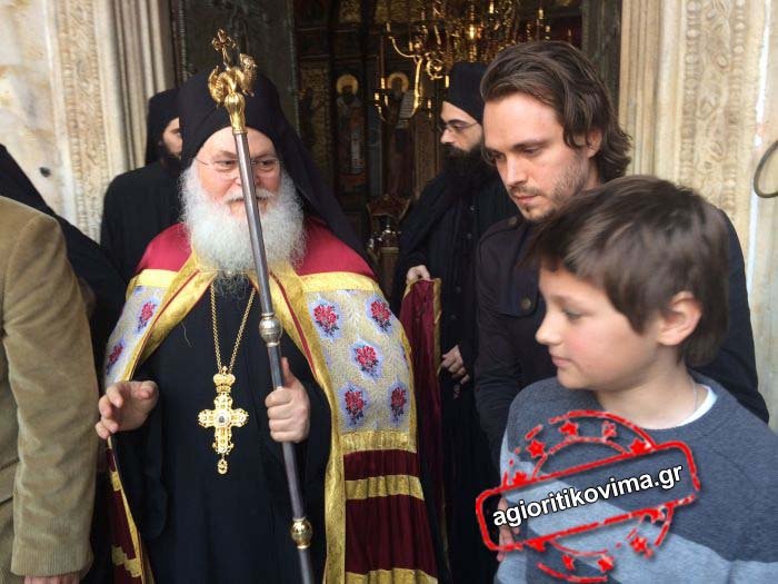 Σταρ του Χόλιγουντ ερωτεύτηκε το Αγιον Ορος και τον Εφραίμ [εικόνες & βίντεο] | iefimerida.gr 7