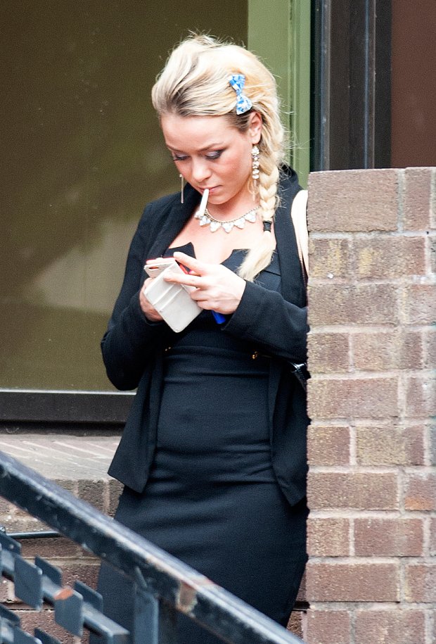 Τον χώρισε και την πυροβόλησε γιατί της είχε δώσει 8.000 ευρώ για αυξητική στήθους [εικόνες] | iefimerida.gr 1