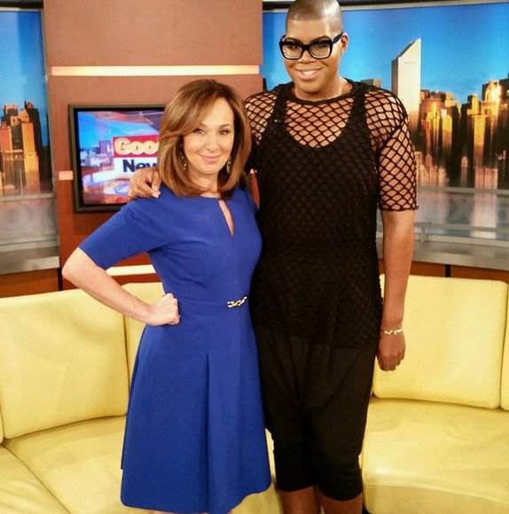 Ο 24χρονος γιος του Μάτζικ Τζόνσον με μίνι, καυτά σορτς και ψηλοτάκουνα [εικόνες] | iefimerida.gr 9