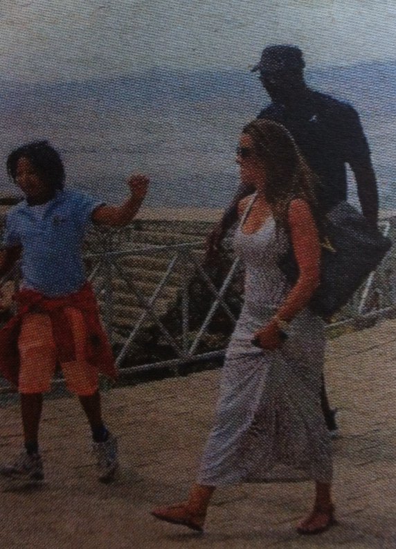 Οι βόλτες του Αιρ Τζόρνταν στις Σπέτσες [εικόνες] | iefimerida.gr 1